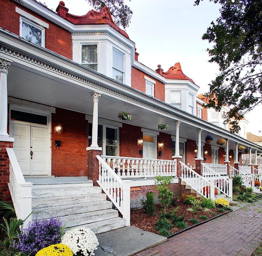 Newly Renovated Historic Savannah Townhome! Exterior photo